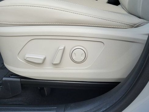 Used 2025 Kia Sorento S w/ Panoramic Sunroof Package FWD image 15