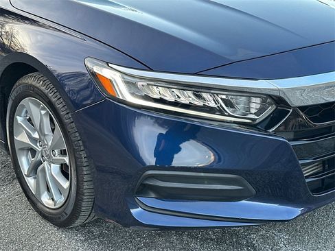 Used 2019 Honda Accord LX image 7