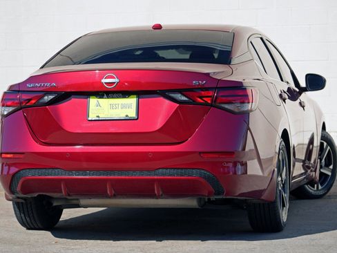 Used 2024 Nissan Sentra SV FWD image 4