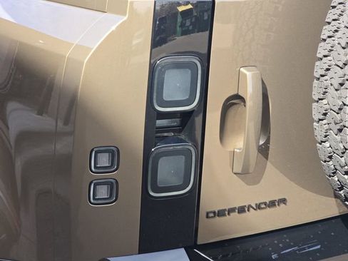 New 2026 Land Rover Defender 110 S AWD/4WD image 20