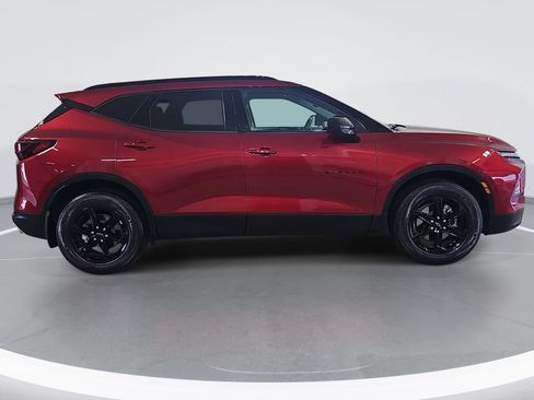 Certified 2024 Chevrolet Blazer LT w/ Convenience Package AWD/4WD image 2