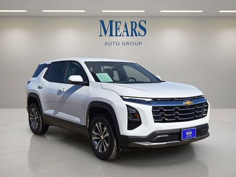 Used 2026 Chevrolet Equinox LT image 7