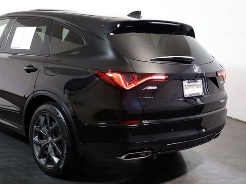 Used 2023 Acura MDX A-Spec AWD/4WD image 11