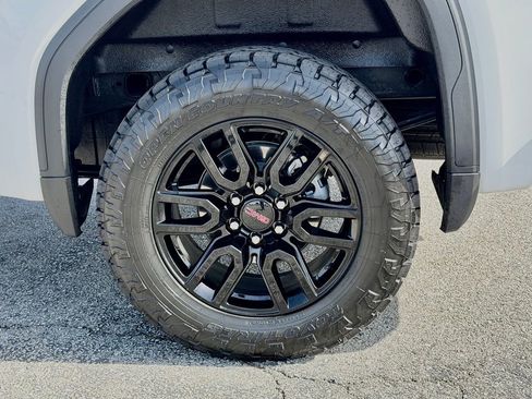 Used 2026 GMC Sierra 1500 Pro w/ Graphite Edition RWD image 14