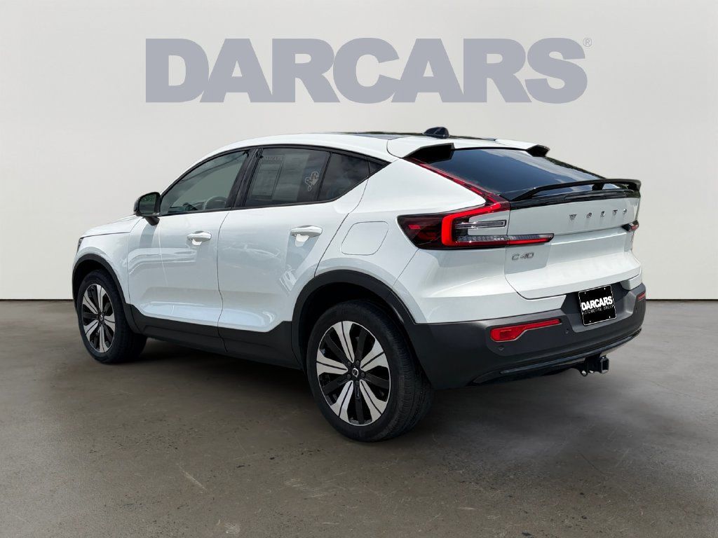 Used 2023 Volvo C40 Recharge Core AWD/4WD image 5