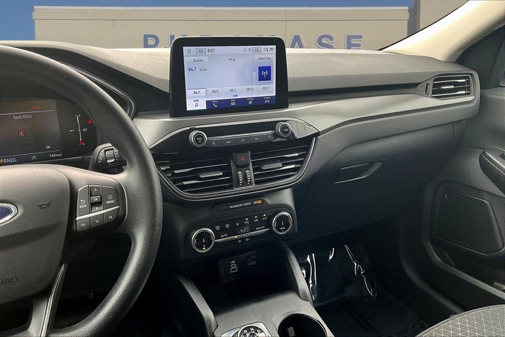 Used 2025 Ford Escape Active FWD image 11