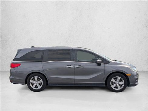 Used 2018 Honda Odyssey EX image 4