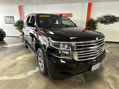 Used 2019 Chevrolet Tahoe LS RWD image 1