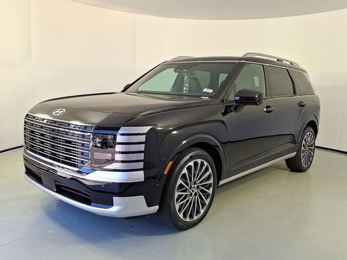 New 2026 Hyundai Palisade Calligraphy FWD image 3