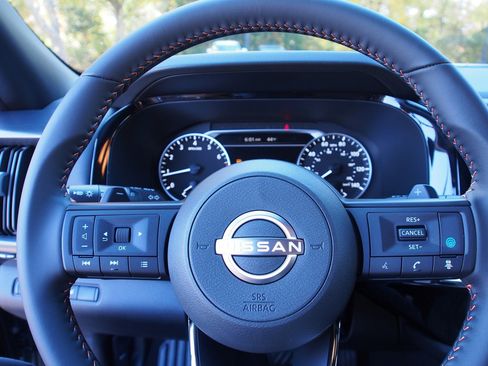 New 2025 Nissan Pathfinder Rock Creek image 21