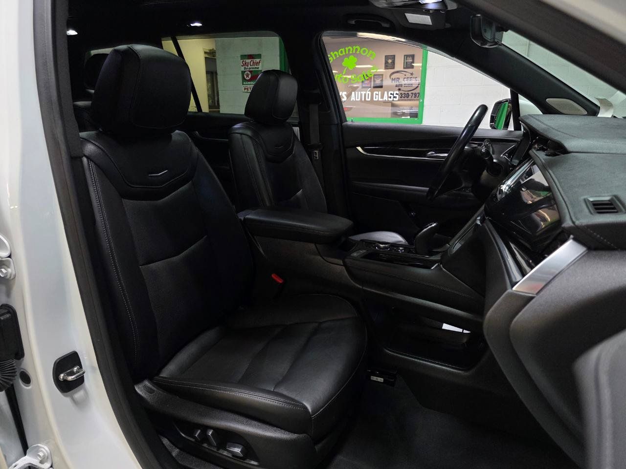 Used 2021 Cadillac XT6 Premium Luxury AWD/4WD image 27