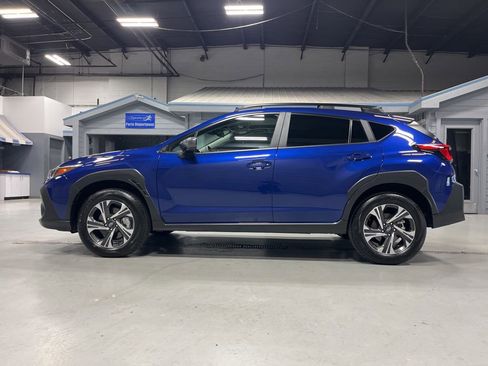 Used 2026 Subaru Crosstrek 2.0i Premium AWD/4WD image 4