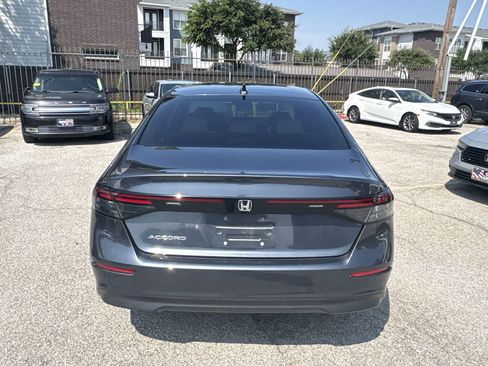 Used 2024 Honda Accord EX image 5