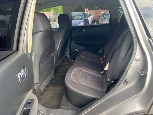 Used 2014 Nissan Rogue S image 15