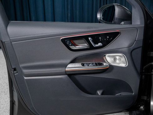 New 2026 Mercedes-Benz GLC 300 image 12