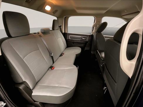 Used 2021 RAM 1500 Classic SLT AWD/4WD image 28