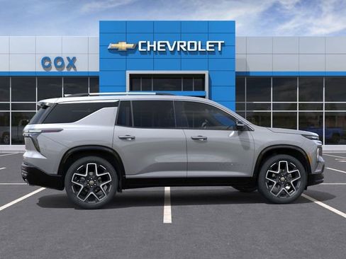 New 2026 Chevrolet Traverse High Country image 5