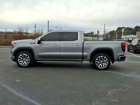 Used 2024 GMC Sierra 1500 Denali w/ Denali Reserve Package image 17