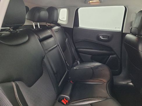 Used 2019 Jeep Compass Latitude w/ Cold Weather Group image 19