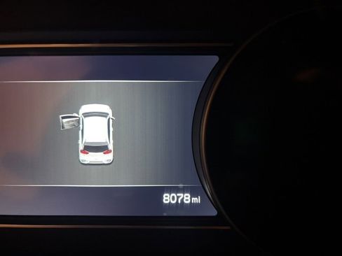 Used 2022 Kia Niro EX w/ Cold Weather Package image 13