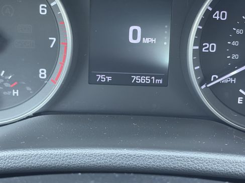 Used 2018 Hyundai Elantra SEL FWD image 23
