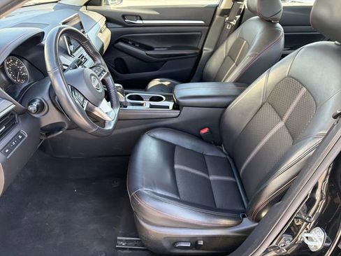 Certified 2024 Nissan Altima 2.5 SR FWD image 18