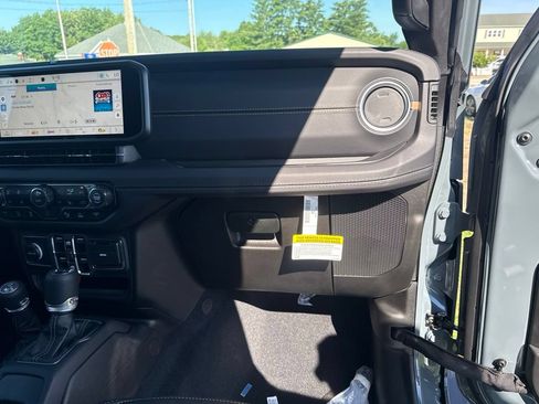 New 2026 Jeep Wrangler Unlimited Sahara AWD/4WD image 26