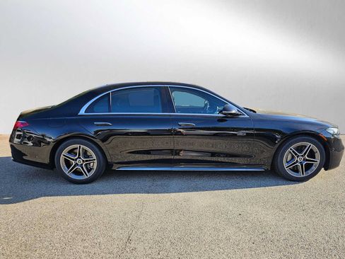 Used 2024 Mercedes-Benz S 580 4MATIC Sedan image 6