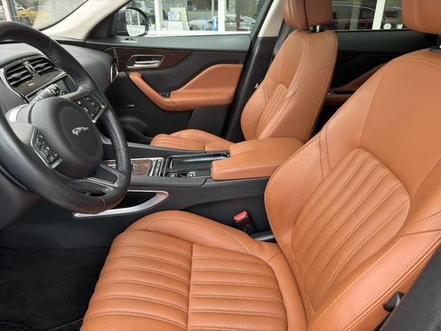 Used 2018 Jaguar F-PACE Portfolio AWD/4WD image 27