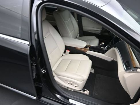 Used 2018 Cadillac XTS Luxury FWD image 11
