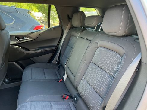 Used 2025 Chevrolet Equinox LT image 35