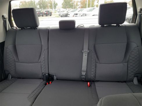 Used 2022 Toyota Tundra SR5 image 11