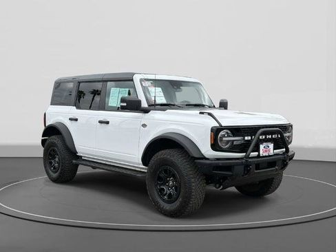 Certified 2024 Ford Bronco Wildtrak AWD/4WD image 4