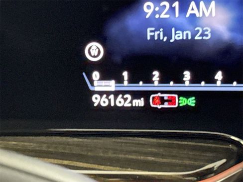 Used 2021 Cadillac Escalade ESV Sport image 13