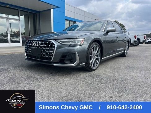 Used 2024 Audi S8 image 1