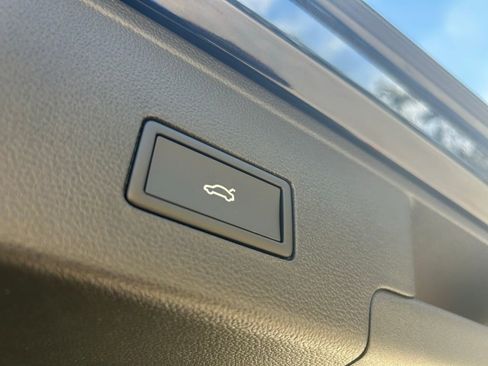 New 2026 Volkswagen Atlas Cross Sport SE image 42