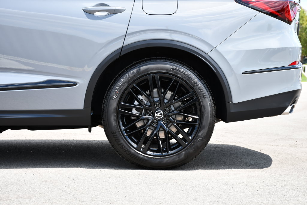 Certified 2026 Acura MDX A-Spec w/ Advance Package AWD/4WD image 11