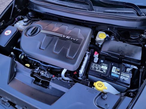 Used 2017 Jeep Cherokee Trailhawk w/ Comfort/Convenience Group image 9