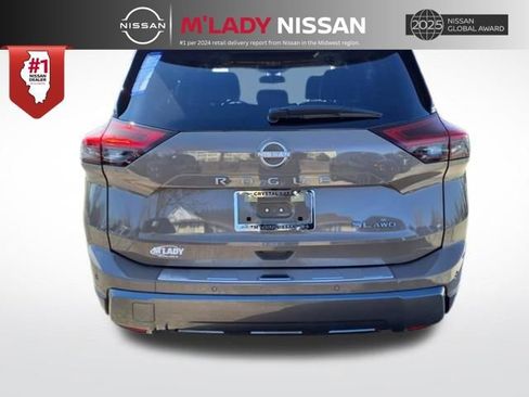 New 2025 Nissan Rogue SL w/ Tech Package image 6