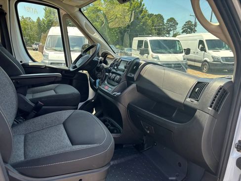 Used 2020 RAM ProMaster 1500 w/ Premium Appearance Group FWD image 17