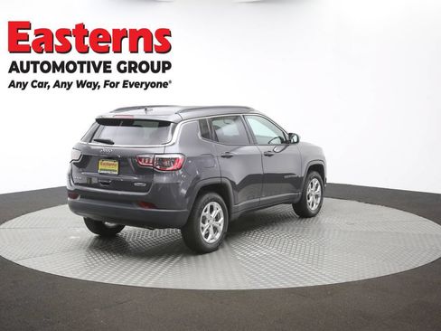 Used 2024 Jeep Compass Latitude AWD/4WD image 35