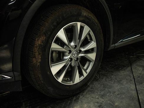 Used 2018 Nissan Murano SV AWD/4WD image 3