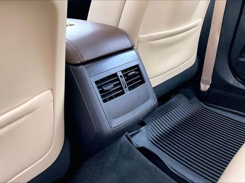 Used 2018 Toyota Avalon XLE Premium image 31