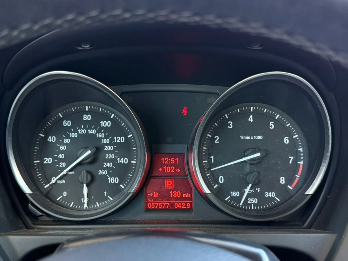 Used 2012 BMW Z4 sDrive35i RWD image 40