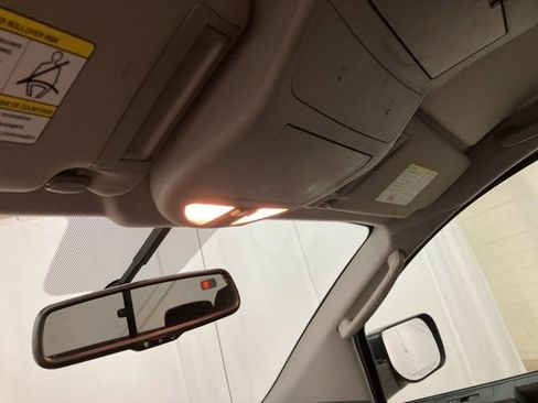 Used 2011 Nissan Titan SV w/ SV Value Truck Pkg image 17