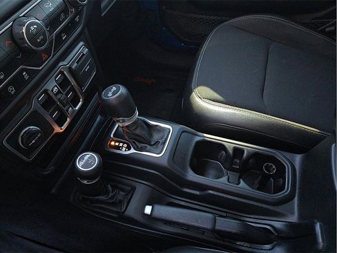 Used 2021 Jeep Wrangler Unlimited Sport image 20