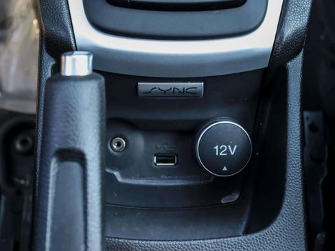 Used 2016 Ford Fiesta SE image 23