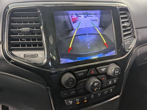 Used 2019 Jeep Grand Cherokee High Altitude RWD image 19