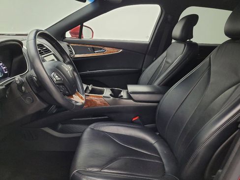 Used 2017 Lincoln MKX Reserve w/ Driver Assistance Package FWD image 17