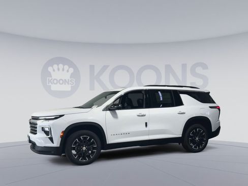 New 2026 Chevrolet Traverse LT w/ Sun and Wheel Package AWD/4WD image 7